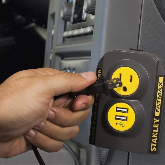 FatMax 140W Power Inverter with USB - Picture 4 of 7